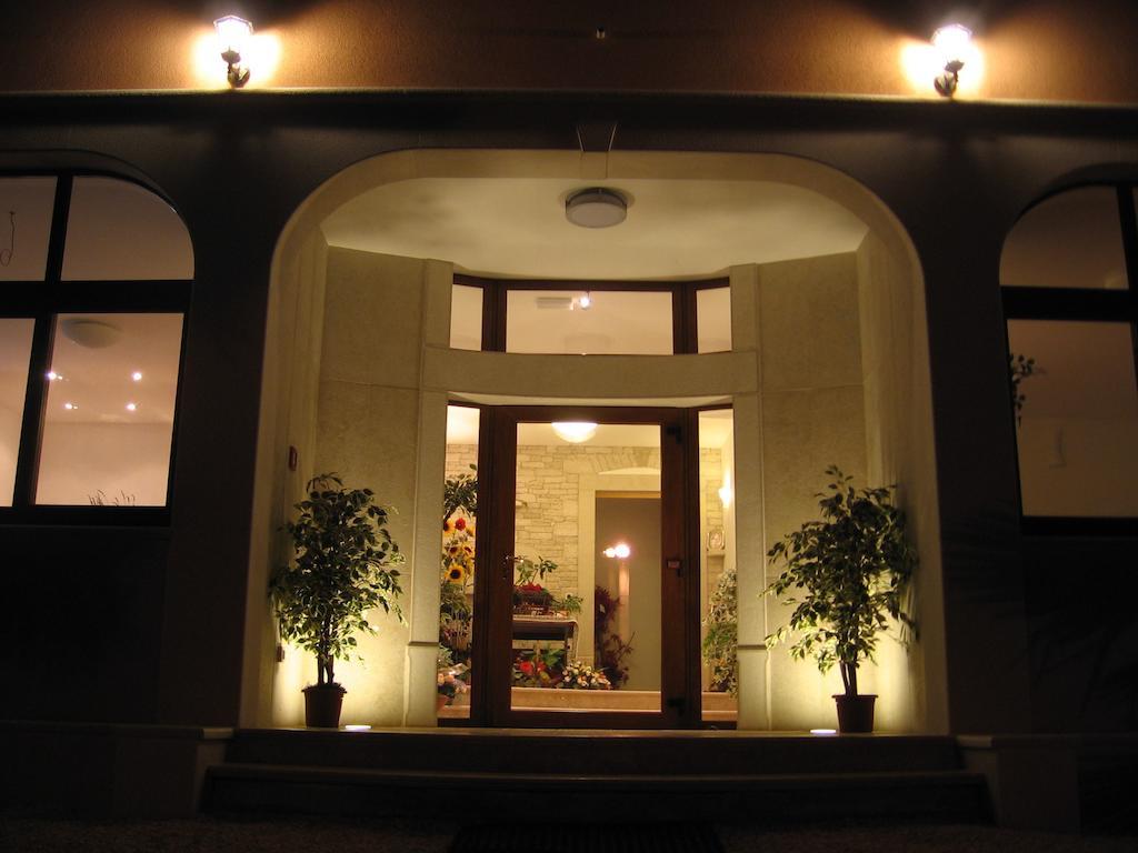 Guest House Caterina Poreč Eksteriør bilde